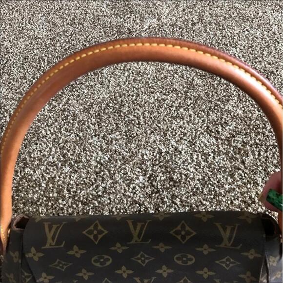 🔥WEEKEND PRICE🔥💯Authentic Louis Vuitton Mini Lp - Picture 4 of 8